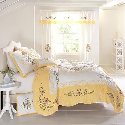 Ava Oversized Embroidered Cotton Quilt by BrylaneHome in Dandelion Yellow (Size FL/QUE)