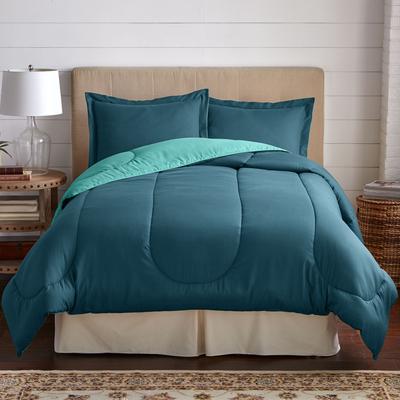 BH Studio Comforter by BH Studio in Peacock Turquoise (Size QUEEN)