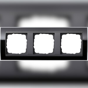 Gira Abdeckrahmen 3fach 0213738 Image