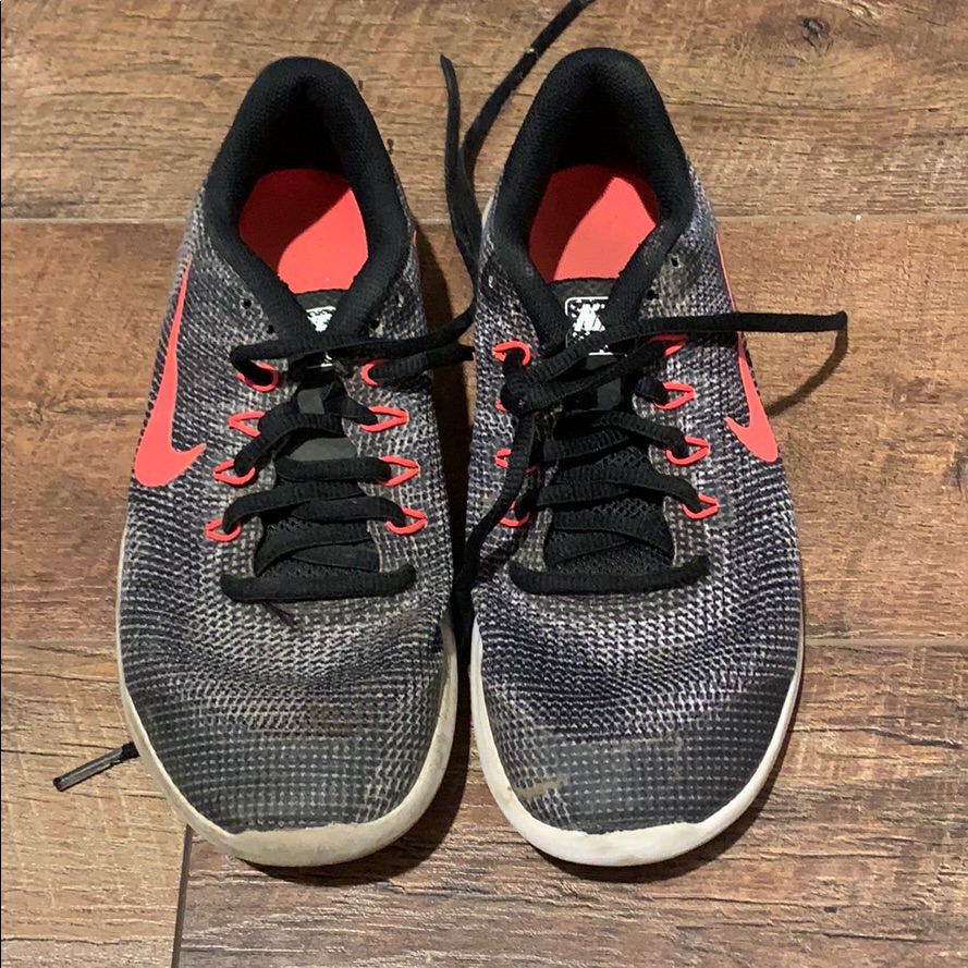 Nike Shoes | Girls Nike Shoes Size 4 Youth | Color: Black/Pink | Size: 4bb