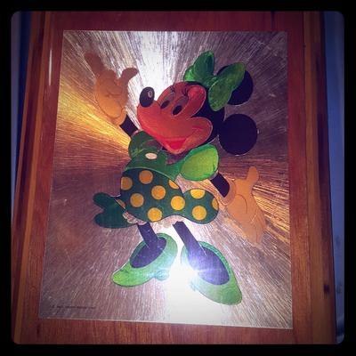 Disney Accents | Collectible Minnie Mouse Picture | Color: Green/Yellow | Size: Os