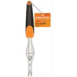 Fiskars Ergo Handle Weeder Garden Tool Aluminum Blade with Ergonomic Handle