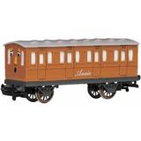 Bachmann Trains HO Scale Thomas & Friends Annie Coach Train