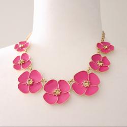 Kate Spade Jewelry | Kate Spade Pink & Gold Flower Collar Necklace Euc | Color: Gold/Pink | Size: Os