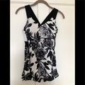 Lululemon Athletica Tops | Lululemon Floral Athletic Top | Color: Black/Gray | Size: 6