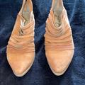 Free People Shoes | Free People Adorable Leather Shoes | Color: Tan | Size: 6