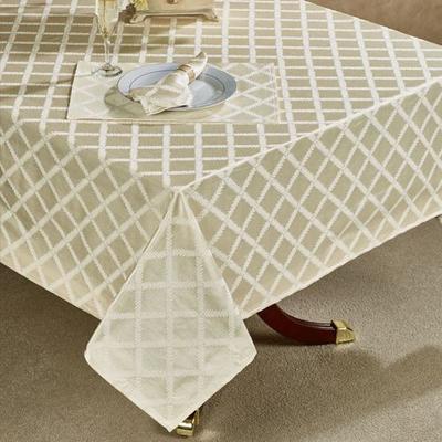 Laurel Leaf Garland Oblong Tablecloth, 70 x 122, P...