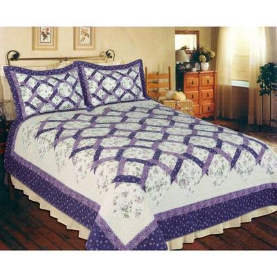 Lilac Trellis Patchwork Quilt, Full / Queen, Lilac