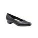 Women's Doris Leather Pump by Trotters® in Black Leather (Size 8 1/2 M)