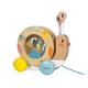 Janod - Pure Nachziehtier Schnecke - Holzspielzeug mit Xylophon und Tamburin - Musikalisches Montessori Lernspielzeug - Wasserbasierte Farben - Baby Spielzeug ab 1 Jahr, J05159