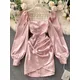 Mini robe en satin pour femme manches longues col carré rétro noir rose blanc GD580