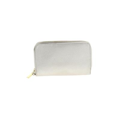 Wallet: Pebbled Silver Solid Bags