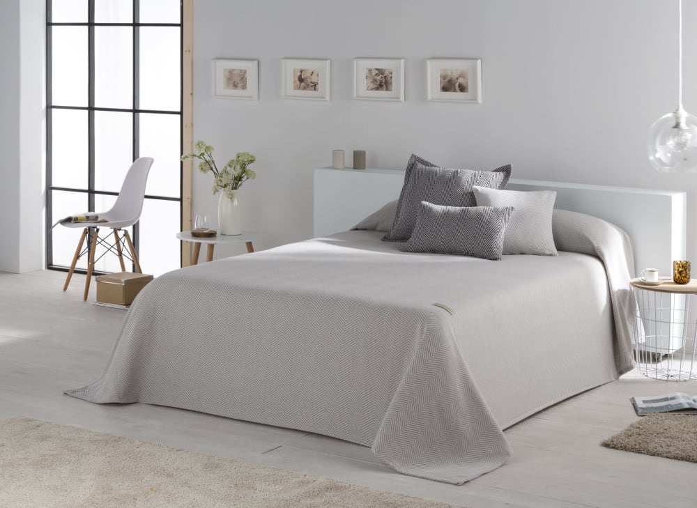 Couvre lit en coton perle 180x270