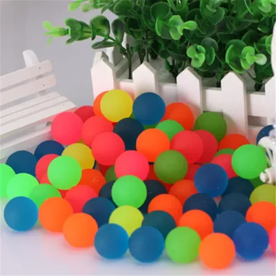 Jouet de balle rebondisnoyaux en caoutchouc élastique coloré pour enfants jeux de sport de plein