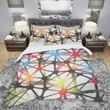 Designart 'Triangular Abstract Black and White Lined 3D Illustration' Modern & Contemporary Bedding Set - Duvet Cover & Shams