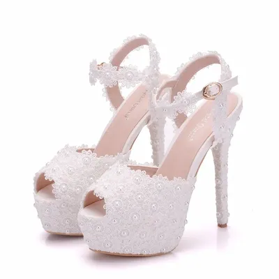 Crystal Queen – chaussures de mariage en dentelle blanche sandales à enfiler escarpins à talons