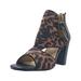 JANE AND THE SHOE Womens Isabelle Casual Animal Print Heel Sandals