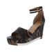 JANE AND THE SHOE Womens Aria Faux Leather Snake Print Wedge Sandals