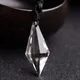 Collier pendentif en pierre de quartz en cristal clair naturel pour hommes et femmes amulette