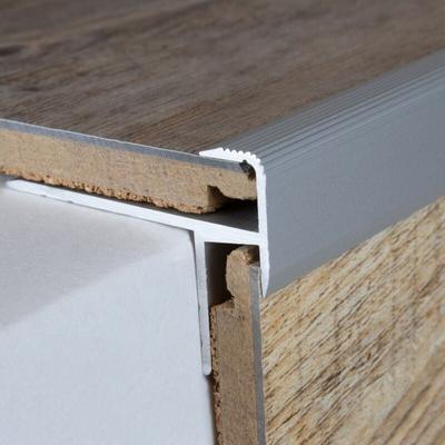 Laminat-Treppenkante 'Lively' / Winkelprofil, Einfasshöhe 8,5 mm, 33 mm breit, Aluminium eloxiert,
