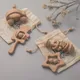 Ensembles de hochets en bois pour bébé jouets de dentition à la main en hêtre dessin animé animal