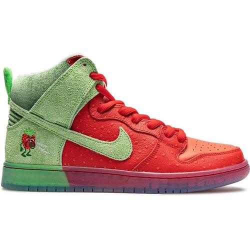 Nike 'SB Dunk High Strawberry Cough' Sneakers