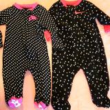 Nike Pajamas | Baby Girl's Nike Footed Pajamas | Color: Black/White | Size: 3mb