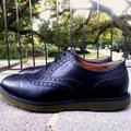 Gucci Shoes | Gucci Derby Shoes With Brogue Detailing. | Color: Black/Tan | Size: 9