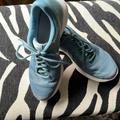 Nike Shoes | Like New Nike Revolution 4 Running/Walking Shoe Comfortable Mesh Front Trending | Color: Blue/White | Size: 9.5