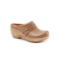 Wide Width Women's Mackay Clog by SoftWalk in Tan (Size 12 W)