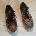 Nike Shoes | Nike Sb Zoom Stefan Janoski Digi Floral Red/Blue Shoes Sz 9/9.5 | Color: Blue/Cream | Size: 9