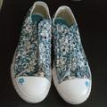 Converse Shoes | Converse Blue White Tropical Floral Hibiscus Low Top Slip-On Sneakers Shoes 13.5 | Color: Blue/White | Size: 13.5g