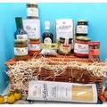 Dimino's Luxury Italian Food Hamper filled with Authentic Sicilian Goodies. Discover the real flavours of Italy with Dimino's Food Hampers. Gift idea for any occasion! (Wooden Hamper)