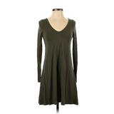 Express Casual Dress - A-Line: Green Solid Dresses - Women's Size X-Small