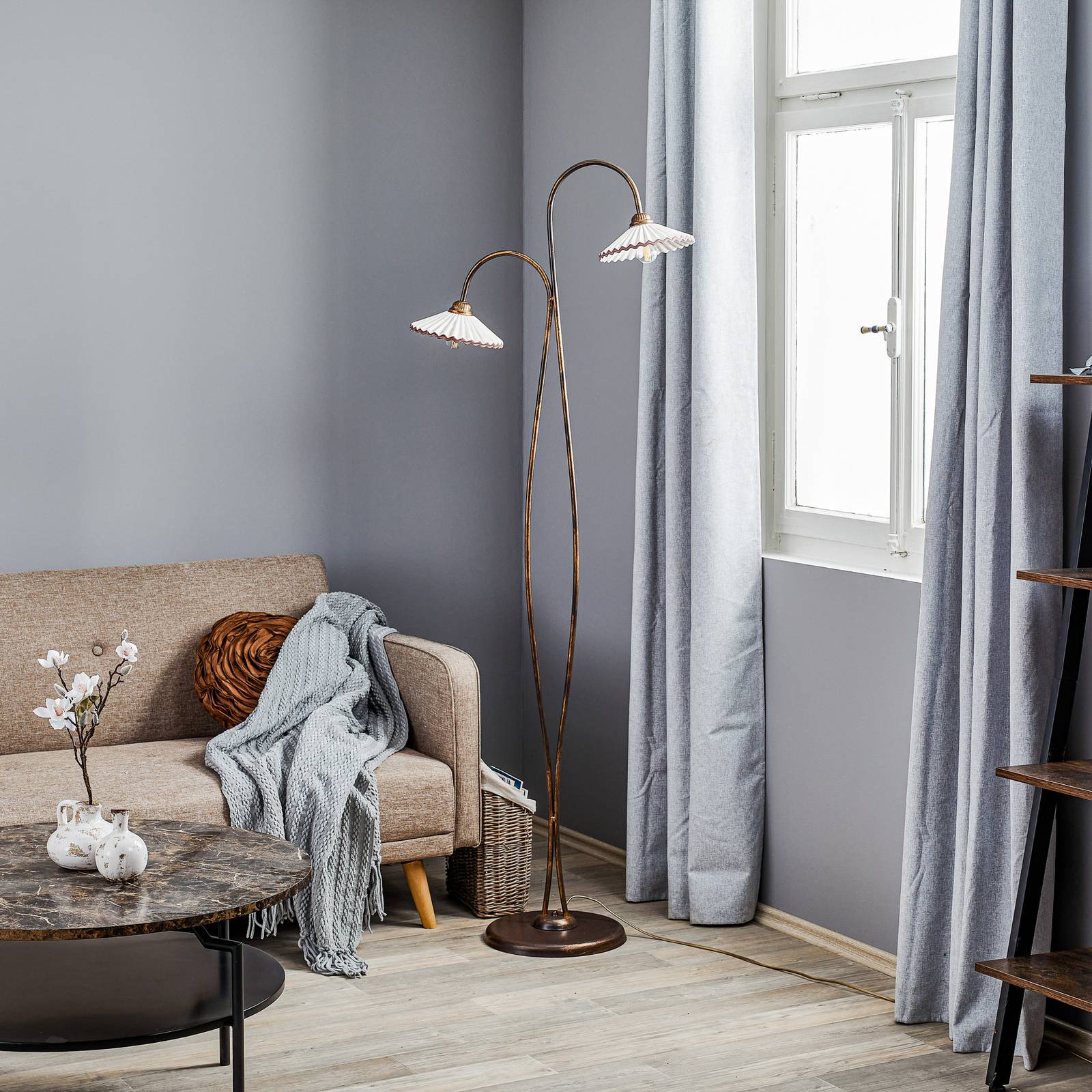 Stehlampe Rosina ONLI, bronze / altmessing, für Wohn- / Esszimmer, Keramik, Landhaus / Rustikal, Stehlampe