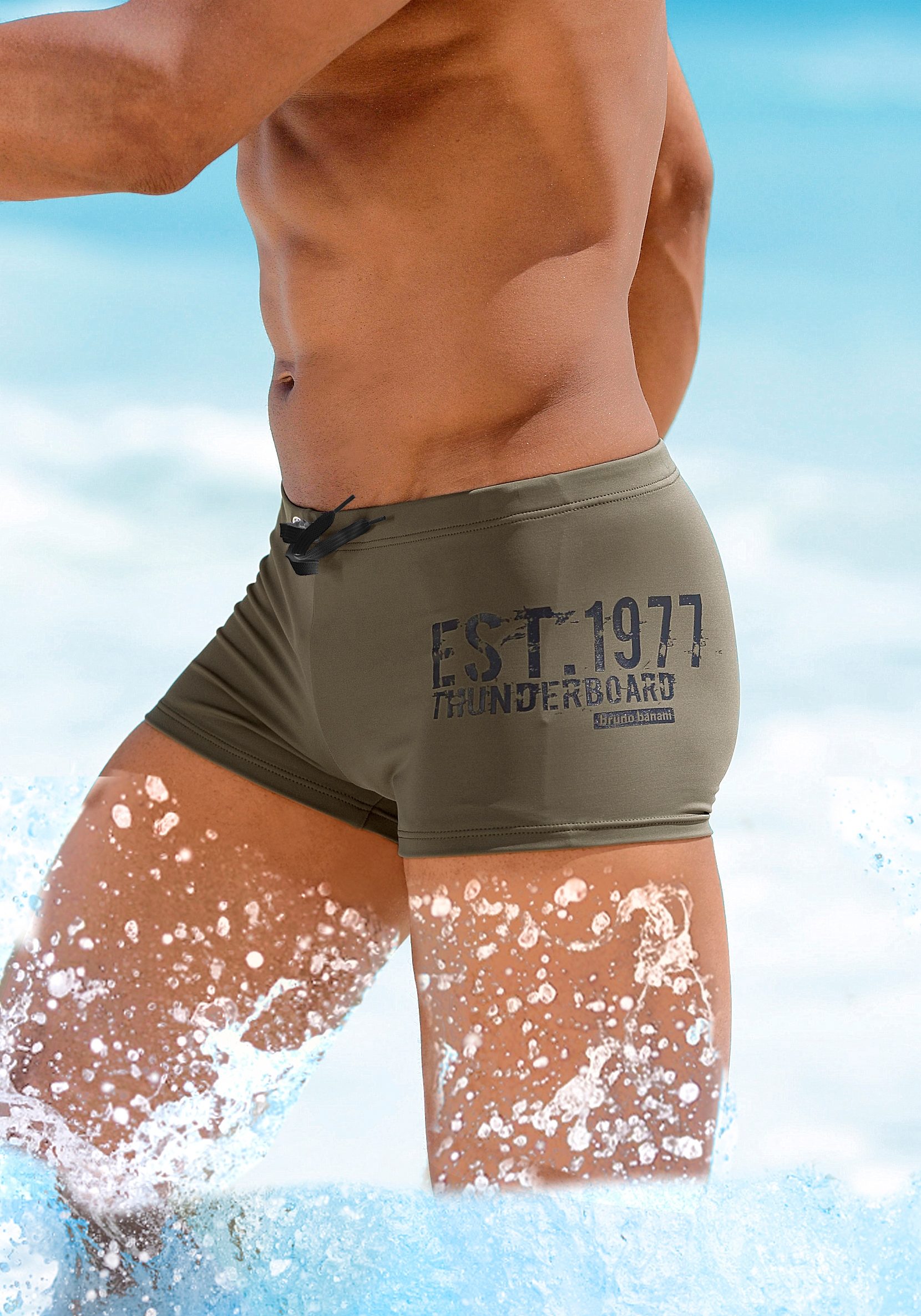 Boxer-Badehose BRUNO BANANI, Herren, Gr. 9, N-Gr, grün (oliv), Polyamid, unifarben, Badehosen, mit seitlichem Print Image