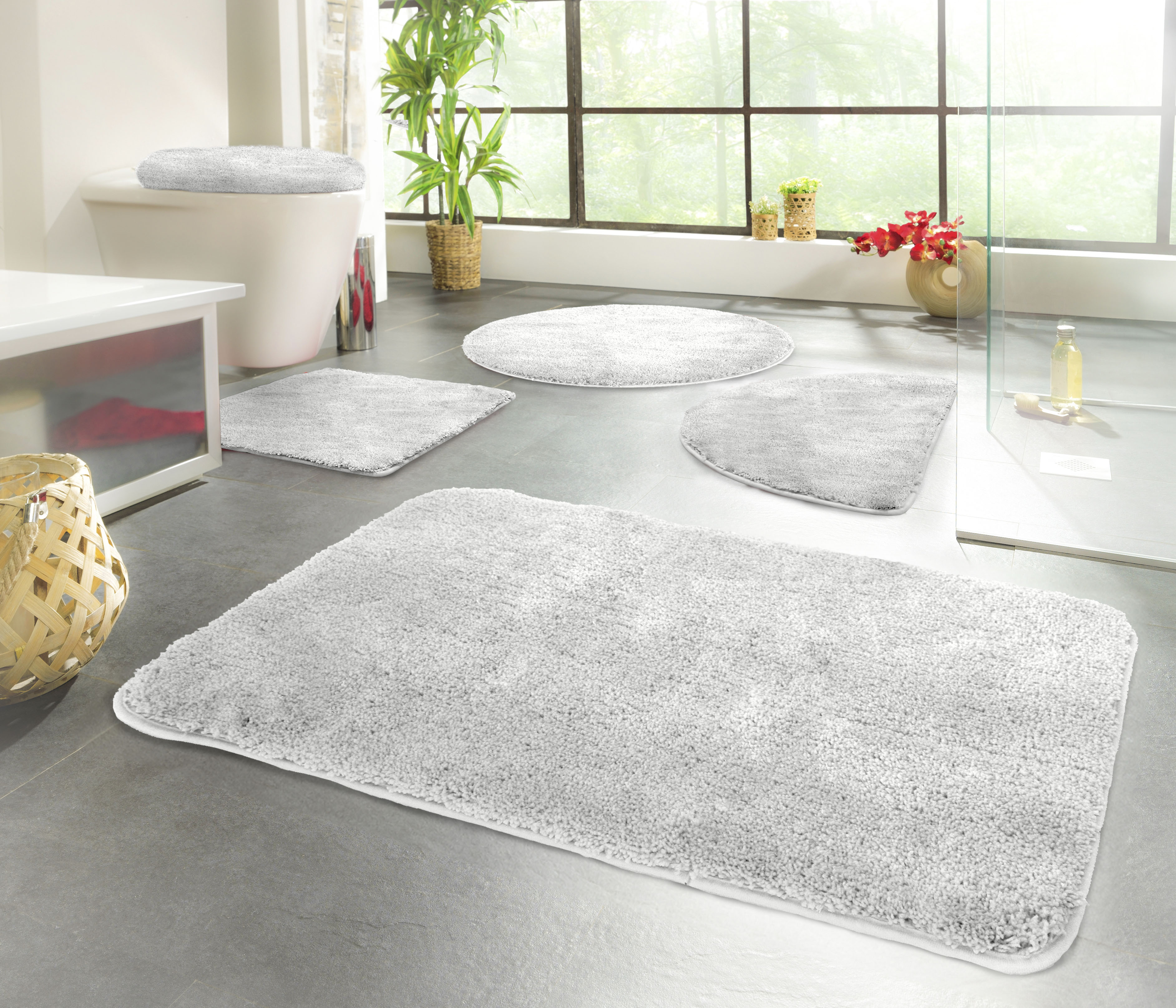 Badematte KINZLER "Chaozhou" Gr. 4, silber (silberfarben), H:20mm, Polyester, Badematten, Badematte, Badteppich, Uni Farben, weich, als rechteckig, rund & Set erhältlich