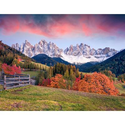 Fototapete PAPERMOON "ALPEN-DOLOMITEN DORF und Landschaft", bunt, B:4,50m L:2,80m, Vlies, Tapeten Image