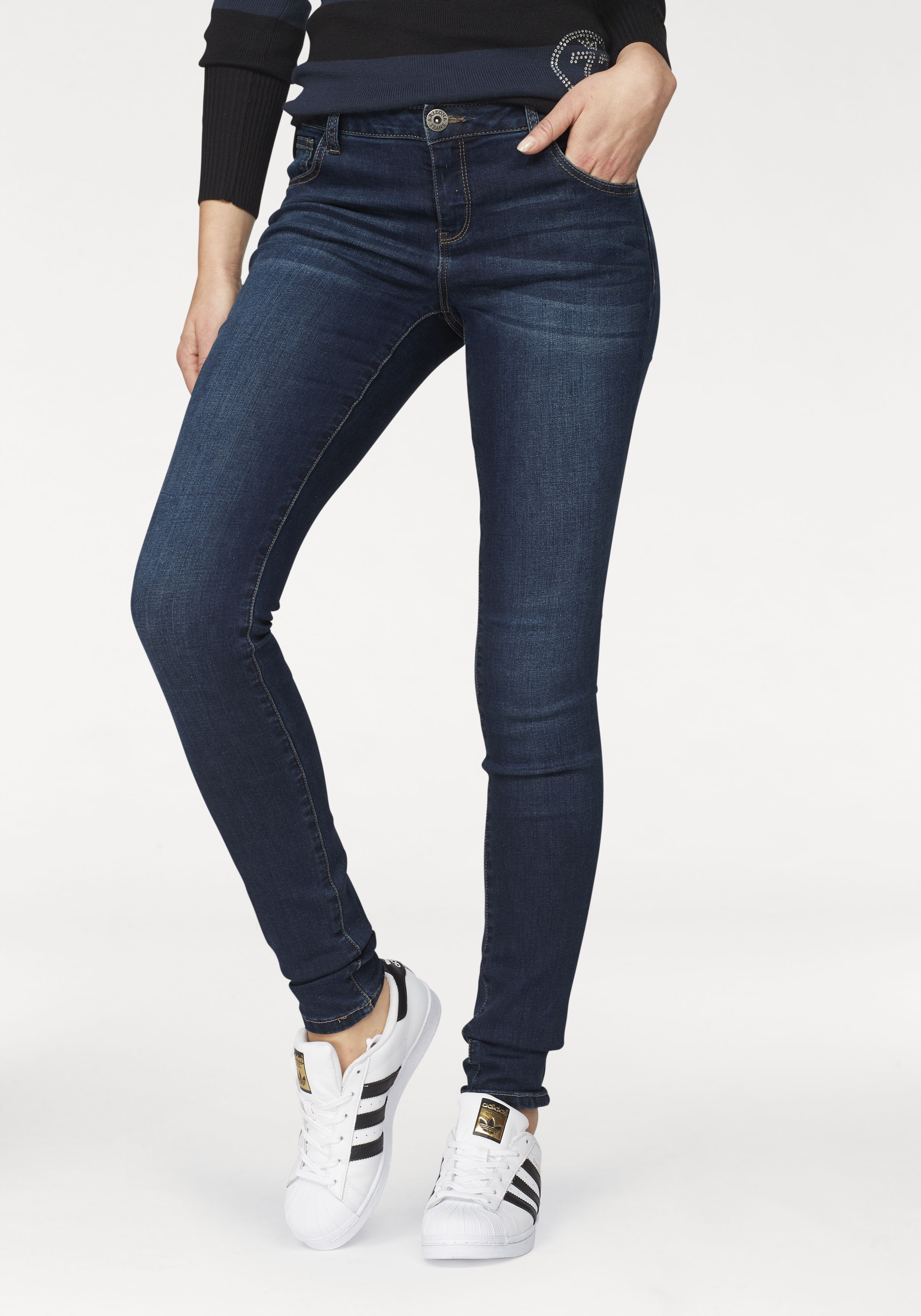 Skinny-fit-Jeans ARIZONA "Ultra-Stretch", Damen, Gr. 24, K + L Gr, blau (dunkelblau us), Denim/Jeans, Obermaterial: 74% Baumwolle, 24% Polyester, 2% Elasthan, Basic, extraeng lang, Jeans, extra-enger Beinverlauf, normale Leibhöhe, mit...