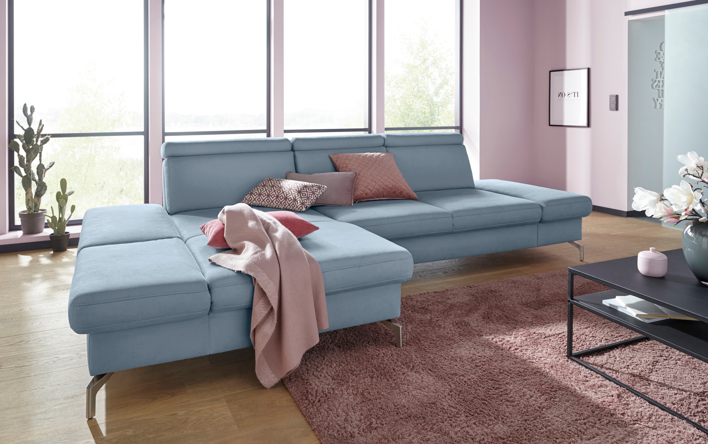 Ecksofa SIT & MORE "Brisbane L-Form", blau (hellblau), B:319cm T:181cm, Soft clean (98% Polyester, 2% Polyamid), Sofas, Fußhöhe 15 cm, inklusive Sitztiefen-, Armteil- und Kopfteilverstellung Image