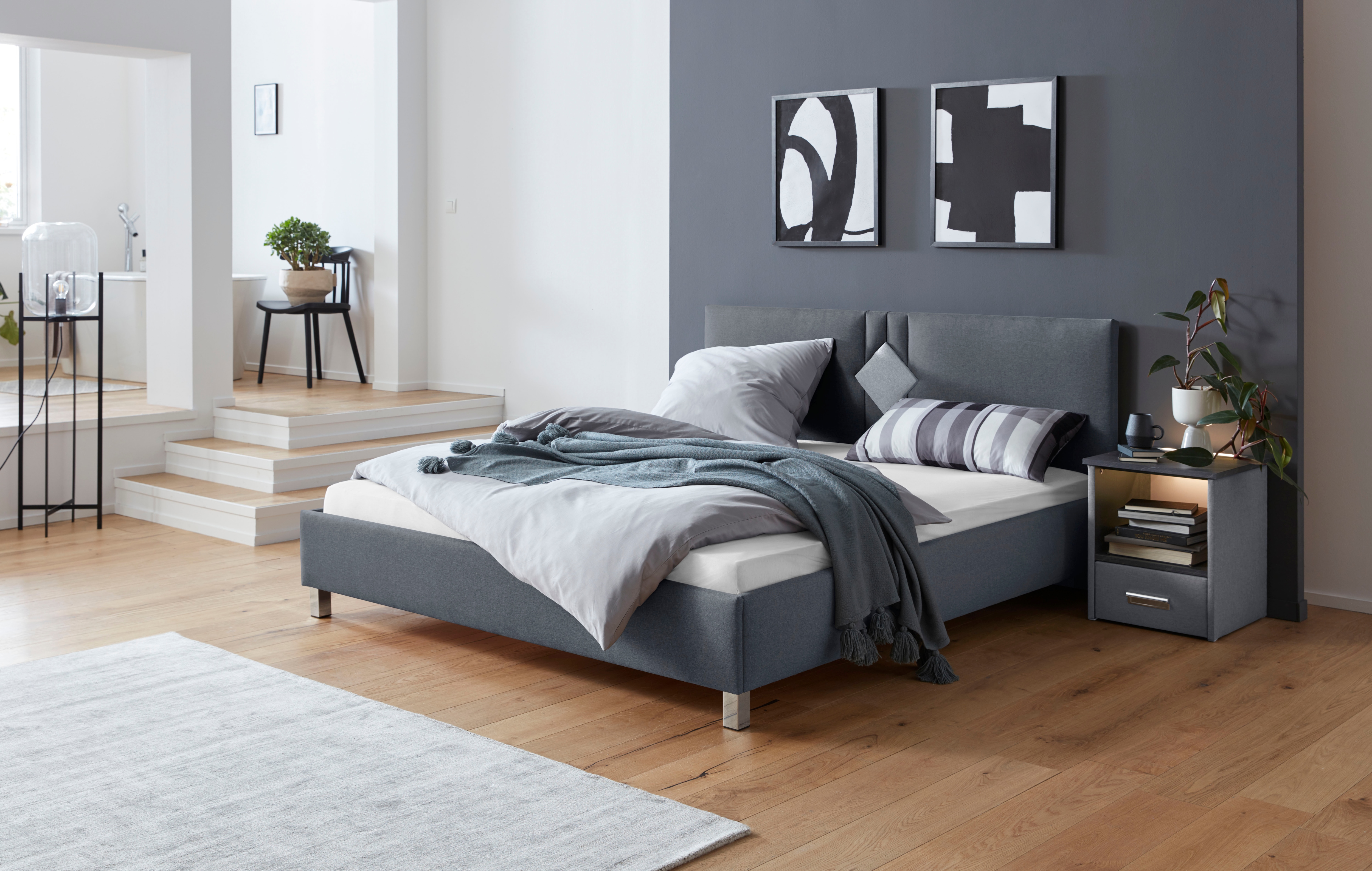 Polsterbett, schwarz (charcoal), B:190cm H:98cm L:210cm, Bezug Bett: 100% Polyester;Bonnell-Federkernmatratze: 51% Polypropylen, 39% Polyester, 10% Baumwolle;Kaltschaummatratze: 100% Polyester, Bezug abnehm- und waschbar bis 60C, WESTFALIA...