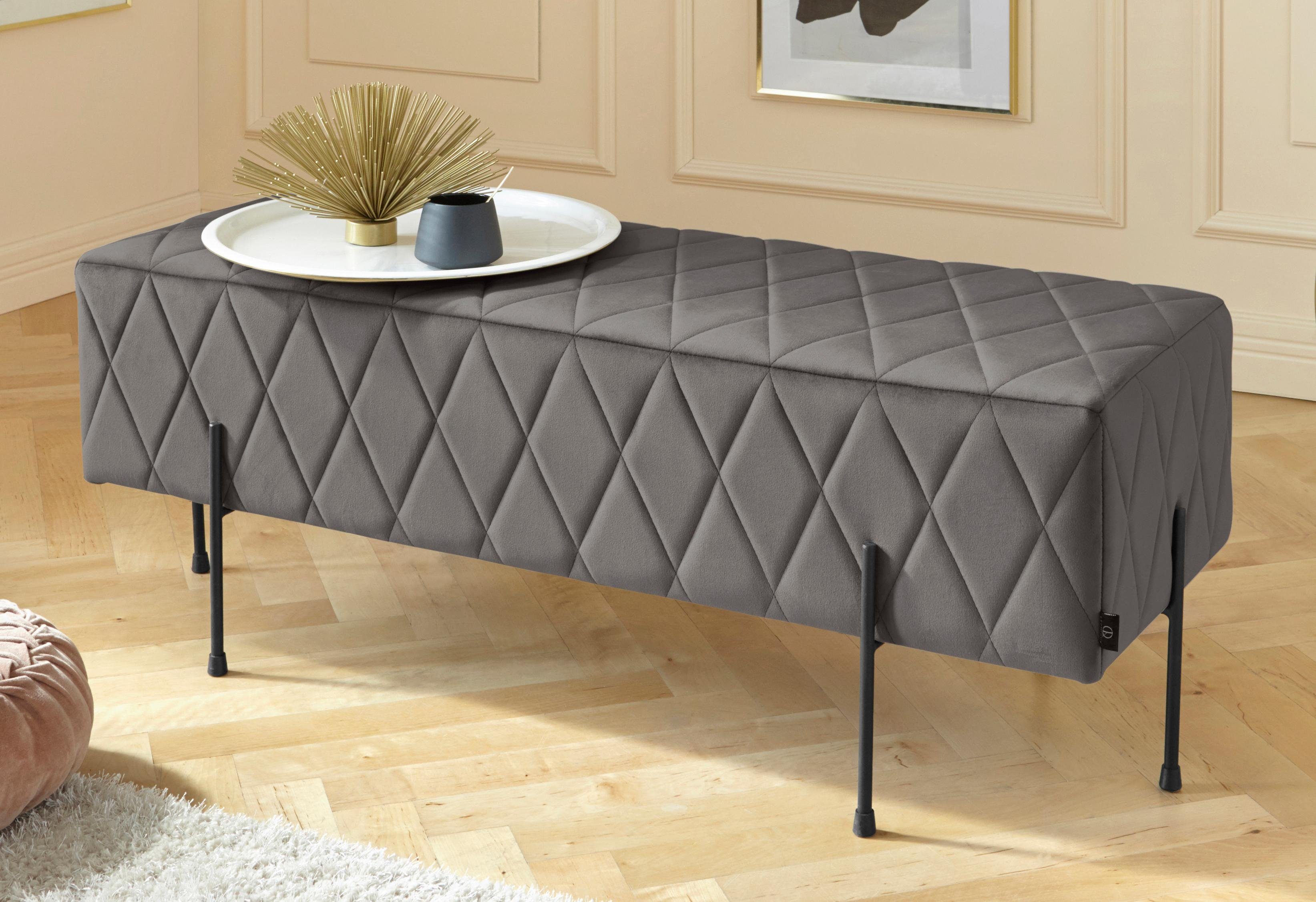 „Sitzbank LEONIQUE „“Cavalino““ Sitzbänke Gr. B/H/T: 110 cm x 39 cm x 40 cm, Velvet, grau Polsterbank Sitzbank Polsterbänke Sitzbänke mit Velvetbezug und schwarzen Metallbeinen“