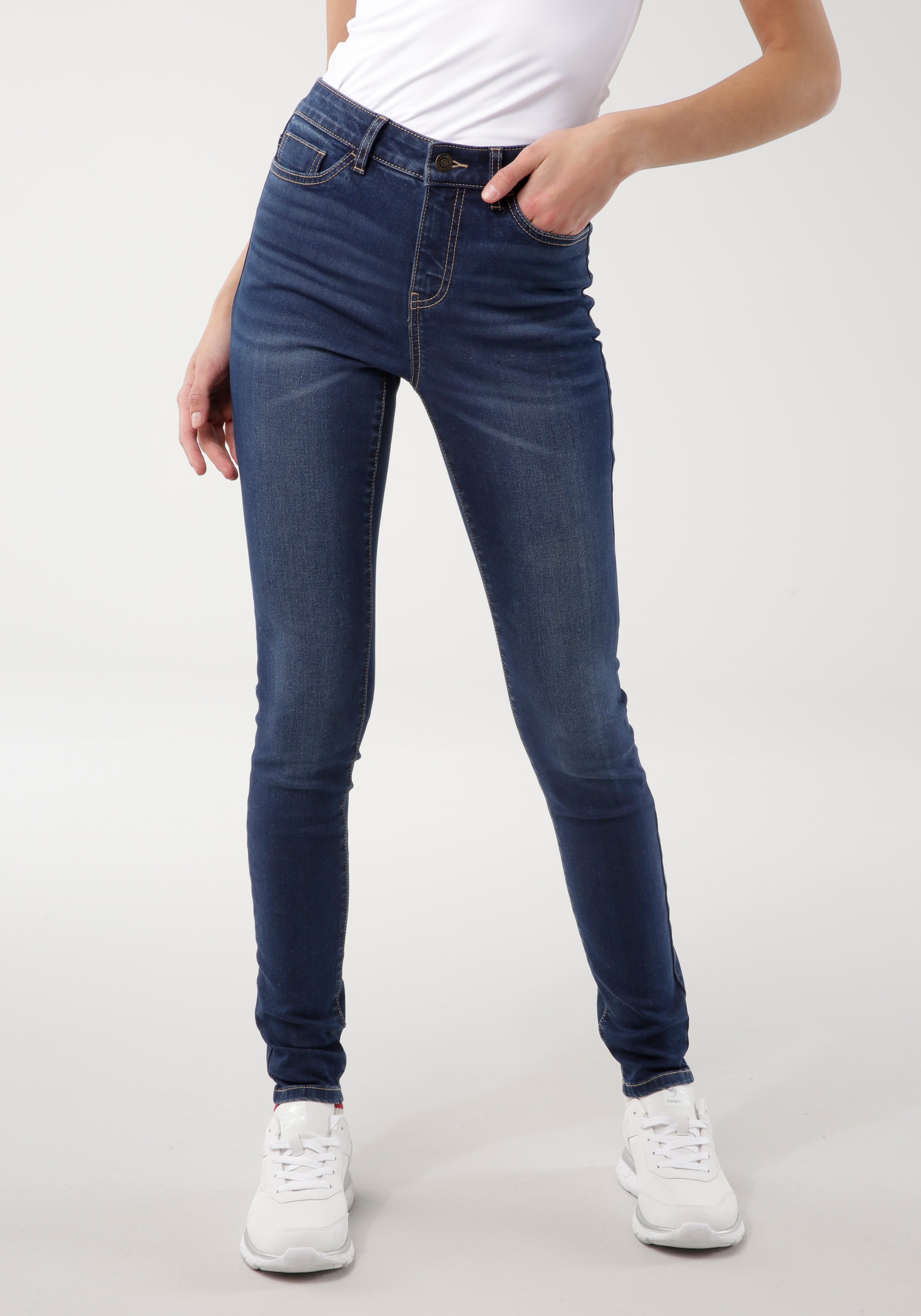 5-Pocket-Jeans KANGAROOS "SUPER SKINNY HIGH RISE", Damen, Gr. 34, N-Gr, blau (dunkelblau us), Denim/Jeans, Obermaterial: 67% Baumwolle, 21% Polyester, 10% Viskose, 2% Elasthan, Abriebeffekte, Basic, skinny fit knöchellang, Jeans 5-Pocket-Jeans,...