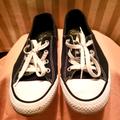Converse Shoes | Euc Ctas Coral Ox Black (8w) Padded Grip Insole (Croc Like) | Color: Black/White | Size: 8