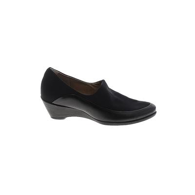 Ecco Flats: Black Shoes - Women's Size 39
