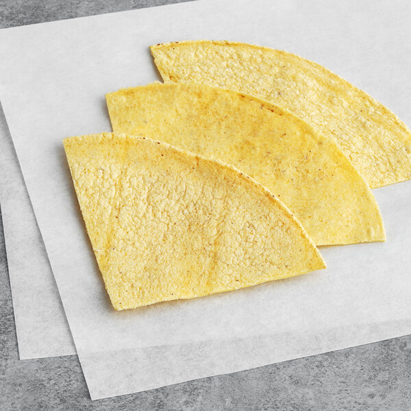El Mejor Tortillas 4-Cut Yellow Unfried Corn Tortilla Chips 32 lb.