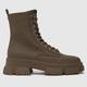 Steve Madden forecast boots in brown