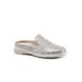 Women's Uma Sneaker by Trotters in Silver Metallic (Size 6 1/2 M)