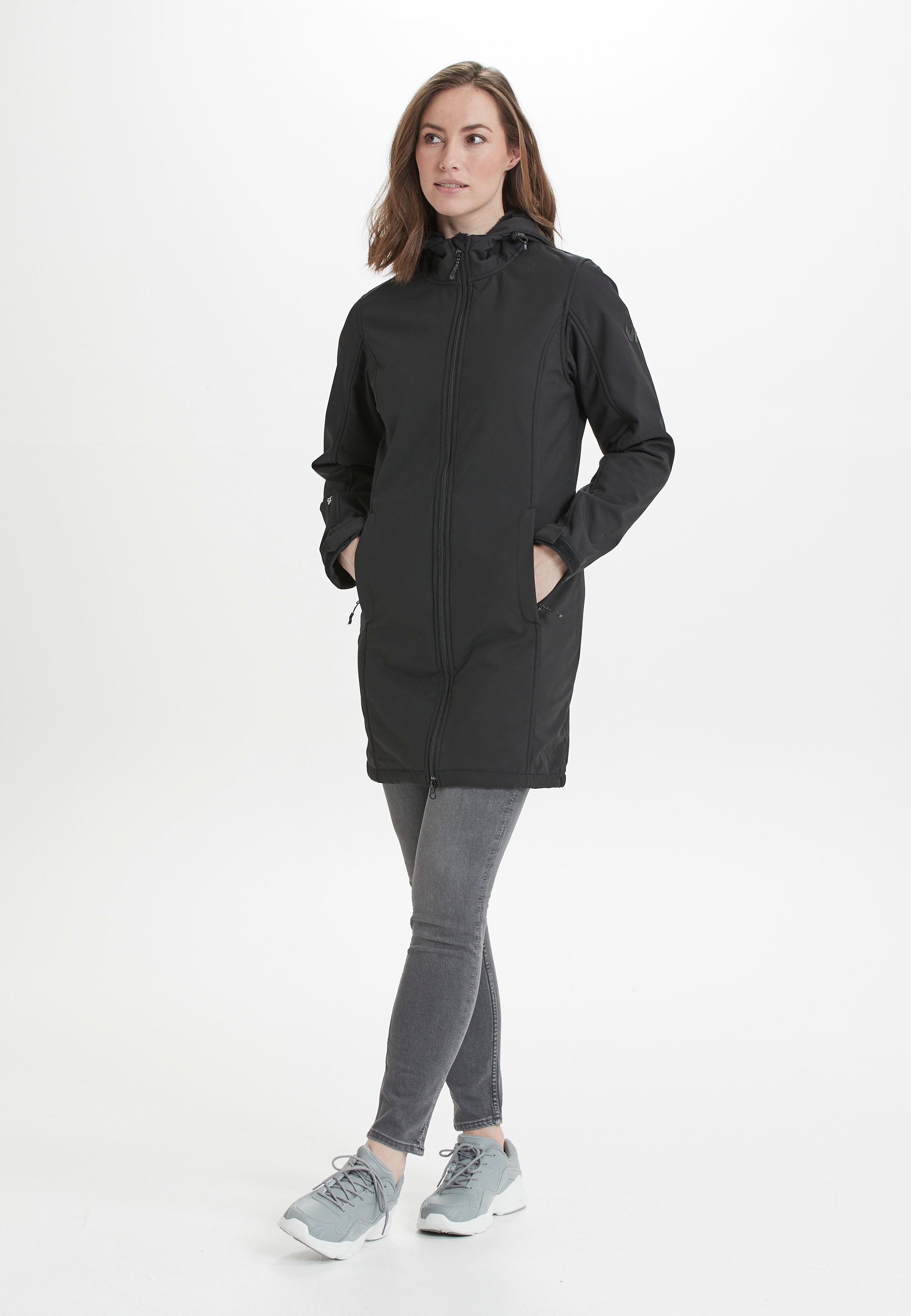 „Softshelljacke WHISTLER „“ZADIE““ Gr. 46, schwarz Damen Jacken Lange mit 8.000 mm Wassersäule“
