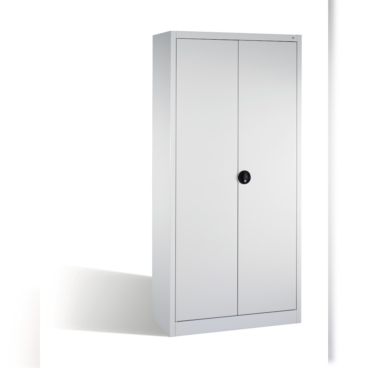 C+P Flügeltürenschrank Serie 12 | HxBxT 195x93,5x40cm | Doppelbart-Schloss | Lichtgrau von PROREGAL Image